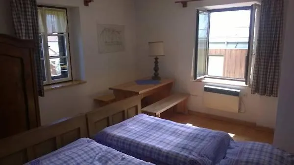 Dum U Giordanu Lägenhet *